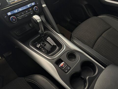 2018 Dizel Otomatik Renault Kadjar Kırmızı Ermat Motorlu Araçlar ve Tarım Ürünleri Sanayi Ticaret A.Ş.