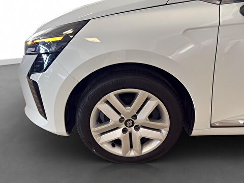 2025 Benzin Otomatik Renault Clio Beyaz Ermat Motorlu Araçlar ve Tarım Ürünleri Sanayi Ticaret A.Ş.