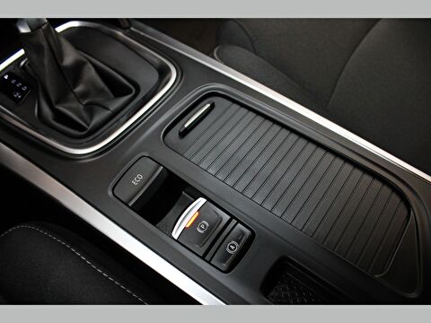 renault, megane, sedan 1.3 tce touch edc, otomatik, benzin 2.el otomobil | renew 28