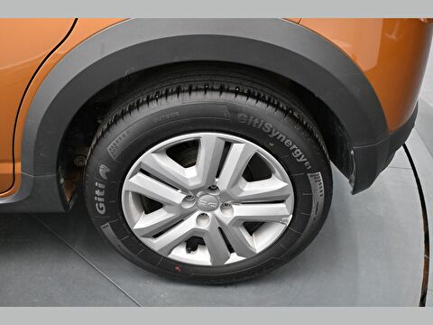 dacia, sandero stepway, 1.0 turbo essential, manuel, benzin 2.el otomobil | renew 12