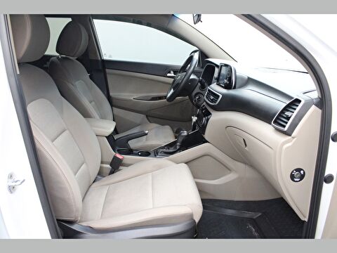 hyundai, tucson, suv 1.6 t-gdı 4x2 power edition dct, otomatik, benzin 2.el otomobil | renew 19