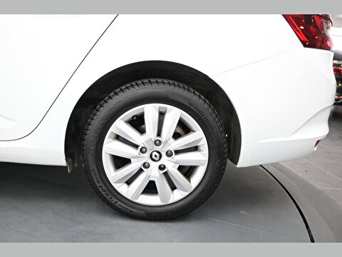 renault, megane, sedan 1.3 tce touch edc, otomatik, benzin 2.el otomobil | renew 7