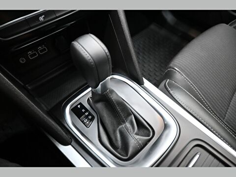 renault, megane, sedan 1.5 bluedci ıcon edc, otomatik, dizel 2.el otomobil | renew 32