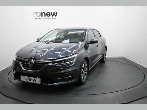 Sedan 1.3 TCe Icon EDC, 2. el otomobil | renew