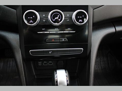 renault, megane, sedan 1.3 tce touch edc, otomatik, benzin 2.el otomobil | renew 28