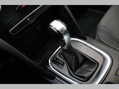 renault, megane, sedan 1.3 tce joy comfort edc, otomatik, benzin 2.el otomobil | renew 30