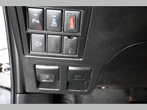 toyota, hilux, hi-lux 2.4 d-4d 4x4 ınvincible, otomatik, dizel 2.el otomobil | renew 34