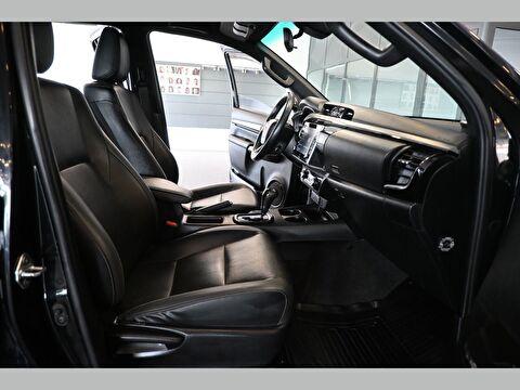 toyota, hilux, hi-lux 2.4 d-4d 4x4 ınvincible, otomatik, dizel 2.el otomobil | renew 17