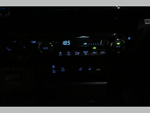 toyota, hilux, hi-lux 2.4 d-4d 4x4 ınvincible, otomatik, dizel 2.el otomobil | renew 32