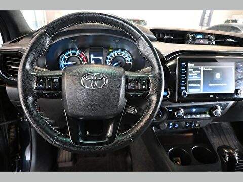 toyota, hilux, hi-lux 2.4 d-4d 4x4 ınvincible, otomatik, dizel 2.el otomobil | renew 25