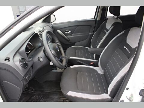 dacia, sandero, hatchback 0.9 tce stepway easy-r, otomatik, benzin 2.el otomobil | renew 15
