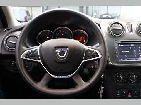 dacia, sandero, hatchback 0.9 tce stepway easy-r, otomatik, benzin 2.el otomobil | renew 24