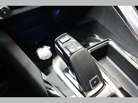 peugeot, 3008, crossover 1.2 puretech allure dynamic eat8, otomatik, benzin 2.el otomobil | renew 31