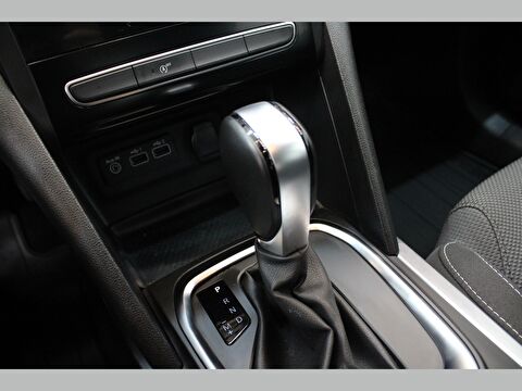renault, megane, sedan 1.3 tce touch edc, otomatik, benzin 2.el otomobil | renew 32