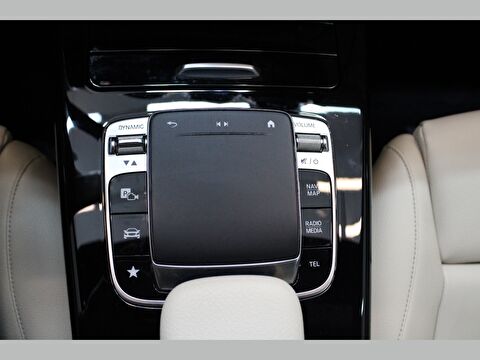 mercedes-benz, a, hatchback 200 progressive 7g-dct, otomatik, benzin 2.el otomobil | renew 32