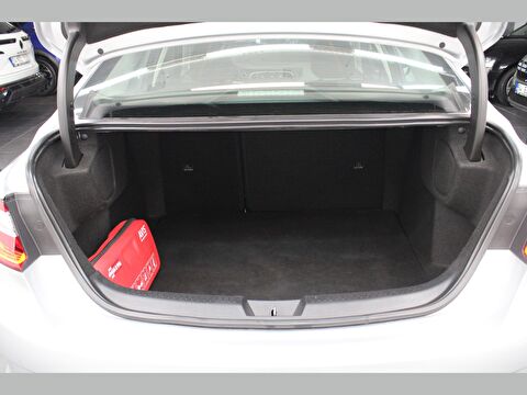 renault, megane, sedan 1.3 tce touch edc, otomatik, benzin 2.el otomobil | renew 33