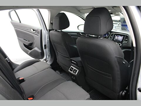 renault, megane, sedan 1.3 tce touch edc, otomatik, benzin 2.el otomobil | renew 23