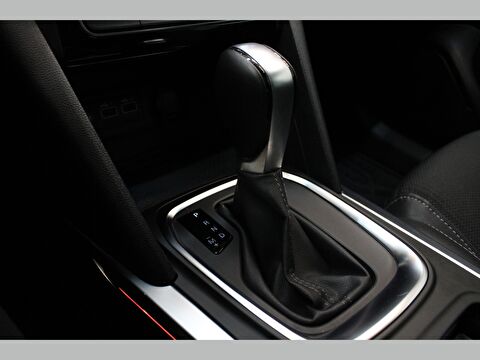 renault, megane, sedan 1.3 tce ıcon edc, otomatik, benzin 2.el otomobil | renew 32