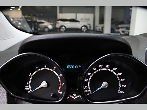 ford, tourneo courier, kombi 1.0 ecoboost titanium plus, manuel, benzin 2.el otomobil | renew 21