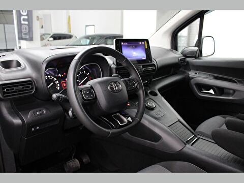 toyota, proace city, kombi 1.5 d passion x-pack otomatik, otomatik, dizel 2.el otomobil | renew 15