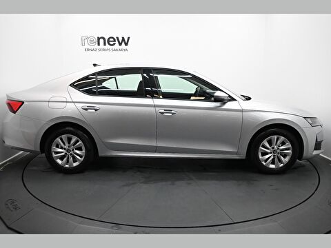 skoda, octavia, 1.5 tsı mhev elite dsg, otomatik, benzin 2.el otomobil | renew 7