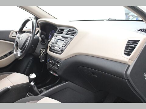 hyundai, i20, hatchback 1.2 mpı style, manuel, benzin 2.el otomobil | renew 18