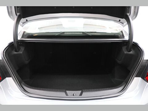 renault, megane, sedan 1.3 tce touch edc, otomatik, benzin 2.el otomobil | renew 38