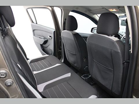 dacia, sandero, hatchback 0.9 tce stepway, manuel, benzin 2.el otomobil | renew 21