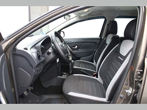 dacia, sandero, hatchback 0.9 tce stepway, manuel, benzin 2.el otomobil | renew 14