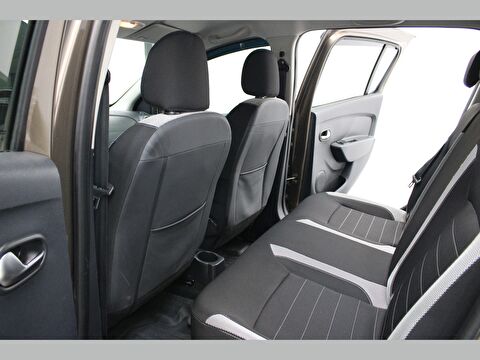 dacia, sandero, hatchback 0.9 tce stepway, manuel, benzin 2.el otomobil | renew 20