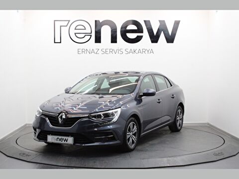 Sedan 1.3 TCe Touch EDC, 2. el otomobil | renew