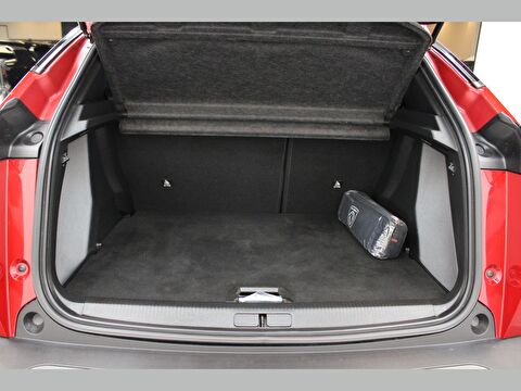 peugeot, 2008, crossover 1.2 puretech allure eat8, otomatik, benzin 2.el otomobil | renew 33