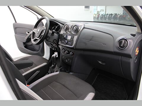 dacia, sandero, hatchback 0.9 tce stepway easy-r, otomatik, benzin + lpg 2.el otomobil | renew 24