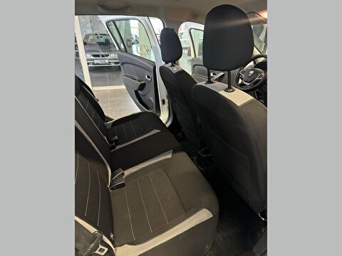 dacia, sandero, 1.5 bluedcı stepway, manuel, dizel 2.el otomobil | renew 13