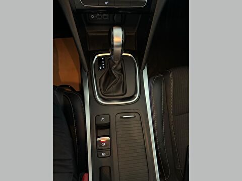 renault, megane, sedan 1.3 tce ıcon edc, otomatik, benzin 2.el otomobil | renew 19