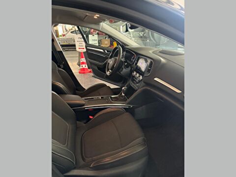 renault, megane, sedan 1.3 tce ıcon edc, otomatik, benzin 2.el otomobil | renew 11