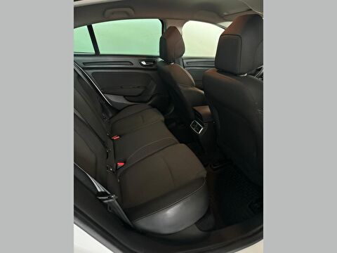 renault, megane, sedan 1.3 tce joy comfort edc, otomatik, benzin 2.el otomobil | renew 23