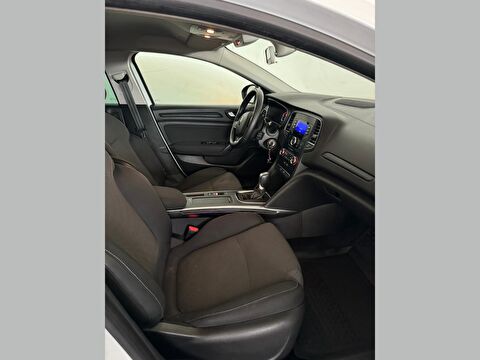 renault, megane, sedan 1.3 tce joy comfort edc, otomatik, benzin 2.el otomobil | renew 21