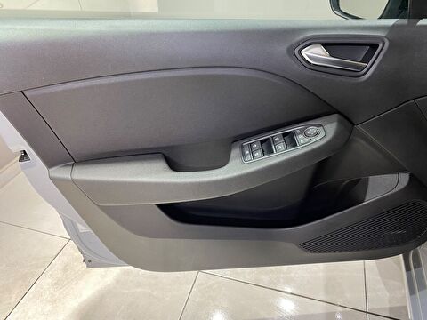 2026 Benzin Otomatik Renault Clio Gri Gürel Tasarım Aksesuar Otomotiv San. Tic. Ltd. Şti.