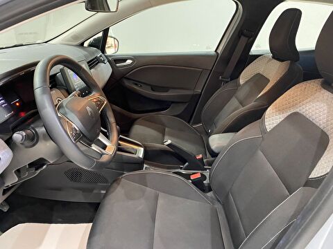 2026 Benzin Otomatik Renault Clio Gri Gürel Tasarım Aksesuar Otomotiv San. Tic. Ltd. Şti.