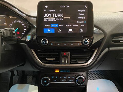 2017 Dizel Manuel Ford Fiesta Kırmızı Gürel Tasarım Aksesuar Otomotiv San. Tic. Ltd. Şti.