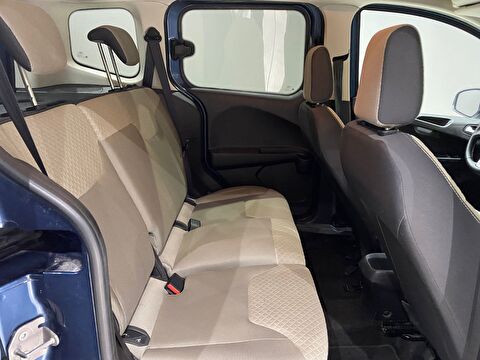 2021 Dizel Manuel Ford Tourneo Courier Mavi Gürel Tasarım Aksesuar Otomotiv San. Tic. Ltd. Şti.