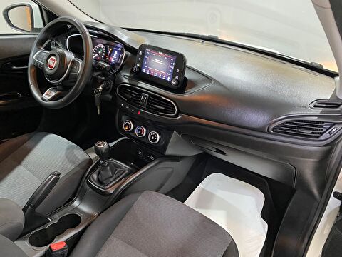 2021 Benzin Manuel Fiat Egea Beyaz Gürel Tasarım Aksesuar Otomotiv San. Tic. Ltd. Şti.