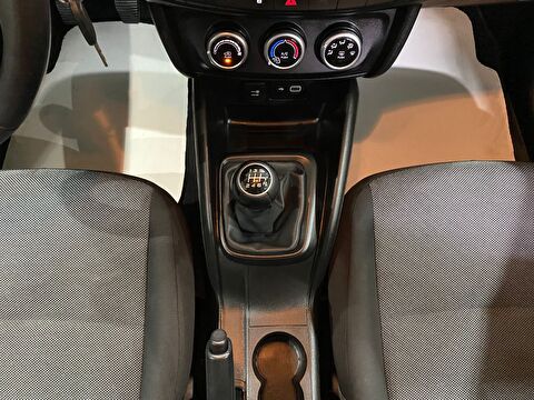 2021 Benzin Manuel Fiat Egea Beyaz Gürel Tasarım Aksesuar Otomotiv San. Tic. Ltd. Şti.