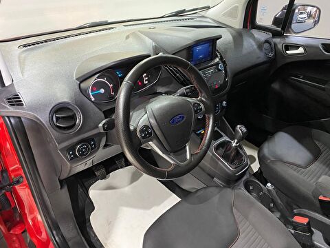 2022 Dizel Manuel Ford Tourneo Courier Kırmızı Gürel Tasarım Aksesuar Otomotiv San. Tic. Ltd. Şti.