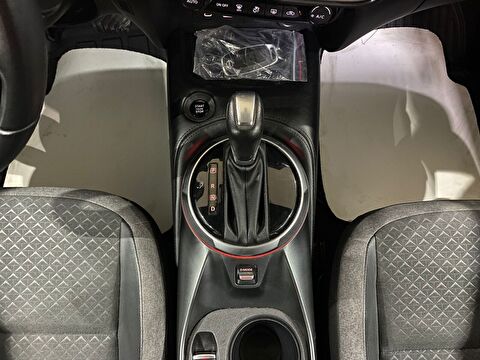 2024 Benzin Otomatik Nissan Juke Sarı Gürel Tasarım Aksesuar Otomotiv San. Tic. Ltd. Şti.