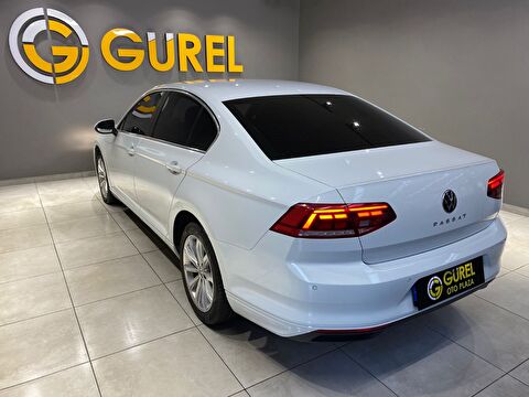2022 Benzin Otomatik Volkswagen Passat Beyaz Gürel Tasarım Aksesuar Otomotiv San. Tic. Ltd. Şti.