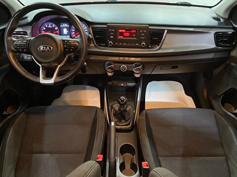 2021 Benzin Manuel Kia Rio Kırmızı Gürel Tasarım Aksesuar Otomotiv San. Tic. Ltd. Şti.