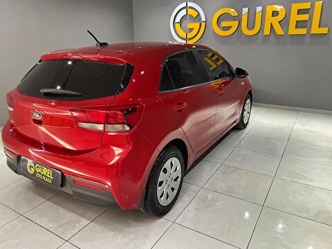 2021 Benzin Manuel Kia Rio Kırmızı Gürel Tasarım Aksesuar Otomotiv San. Tic. Ltd. Şti.