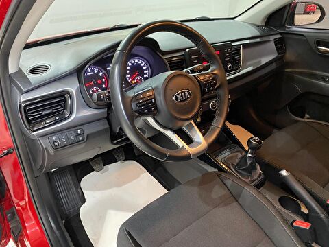 2021 Benzin Manuel Kia Rio Kırmızı Gürel Tasarım Aksesuar Otomotiv San. Tic. Ltd. Şti.